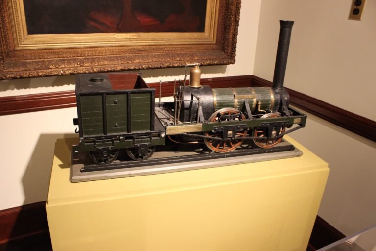 Risk & Reward: Entrepreneurship and the Making of Philadelphia Exhibit