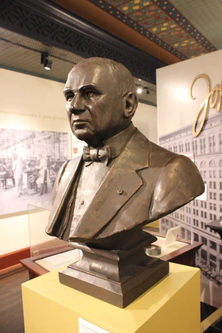 Risk & Reward: Entrepreneurship and the Making of Philadelphia Exhibit