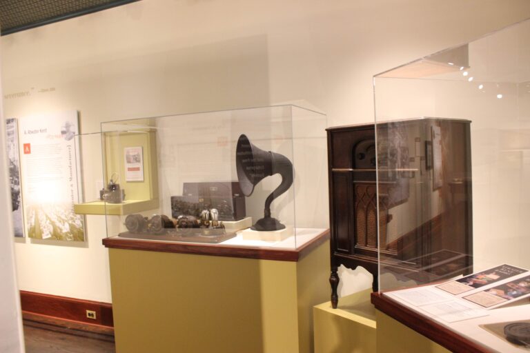 Risk & Reward: Entrepreneurship and the Making of Philadelphia Exhibit