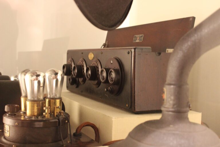 Risk & Reward: Entrepreneurship and the Making of Philadelphia Exhibit